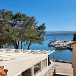 Konukevi Boutique Vista Malinska