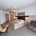 Boutique Vista Konukevi 4*