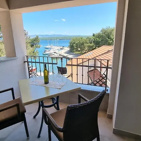 Πανσιόν Boutique Vista 4*