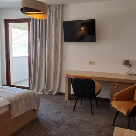 Πανσιόν Boutique Vista Malinska