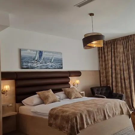 Boutique Vista 4*